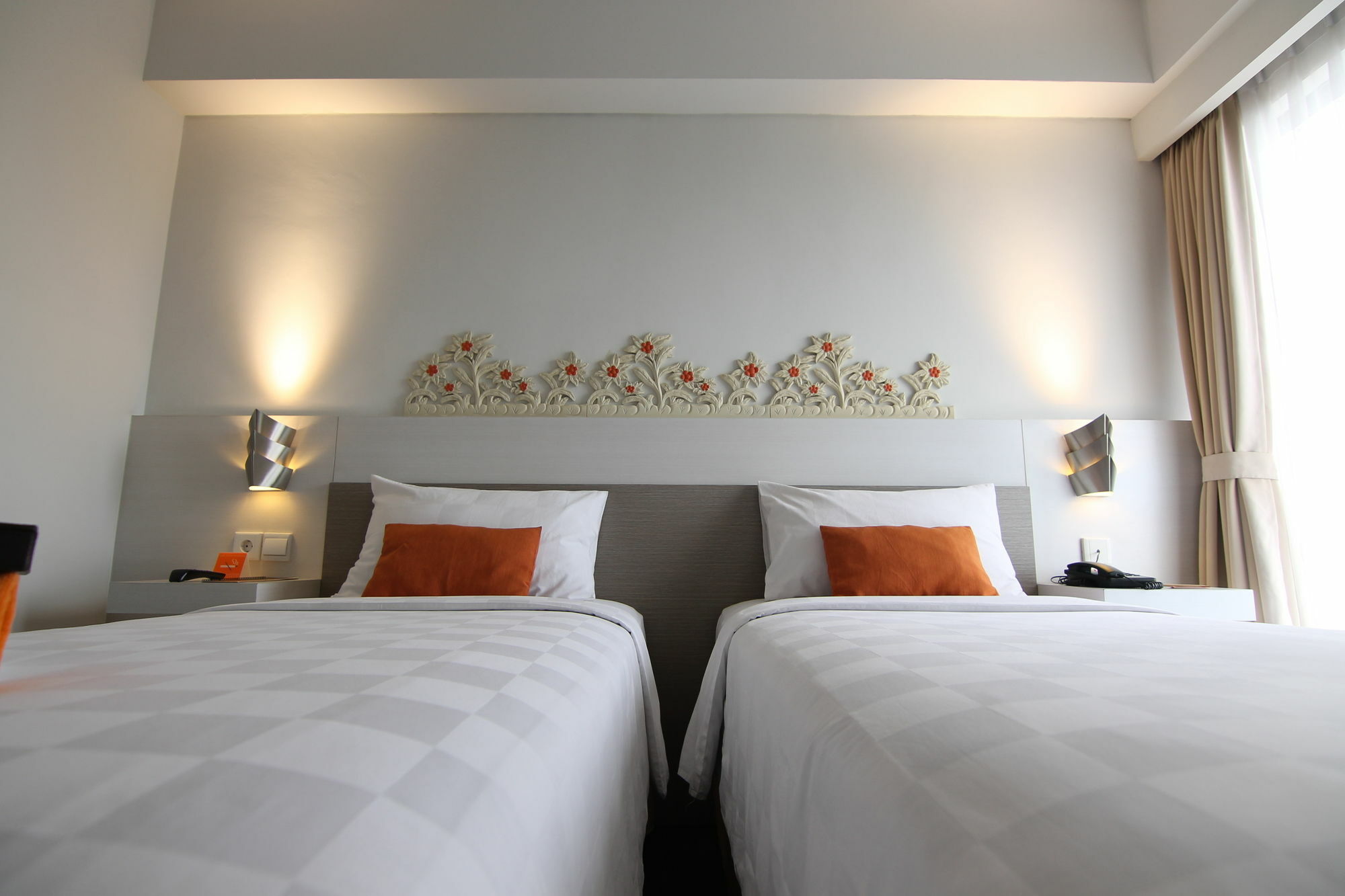 The Edelweiss Hotel Γιογκιακάρτα Εξωτερικό φωτογραφία